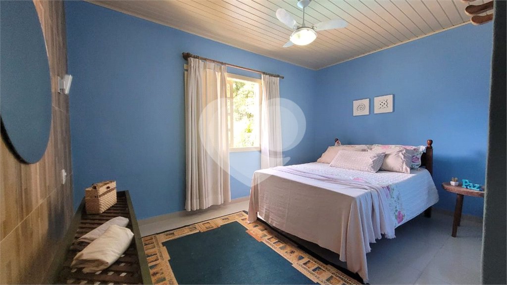 Casa à venda com 4 quartos, sendo 2 suítes, no Centro, Santa Cruz Cabrália, BA