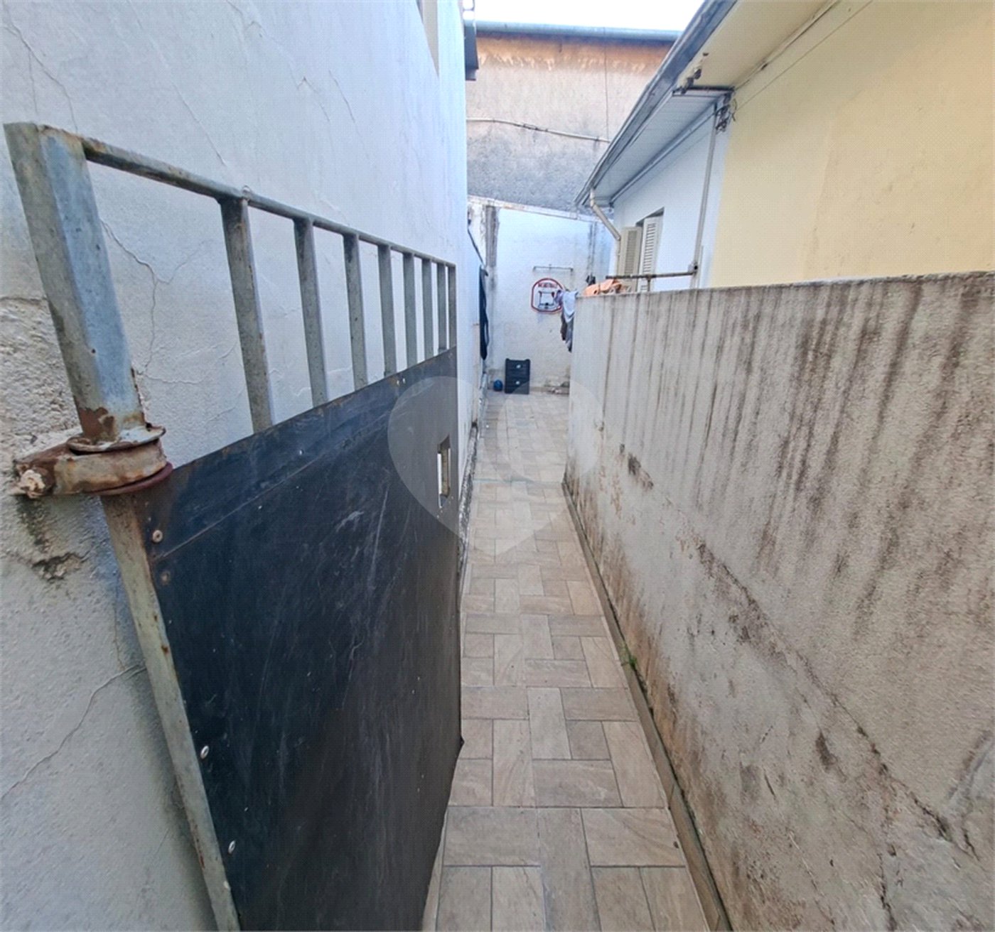Casa Térrea à venda com 5 quartos, sendo 1 suíte, em Chora Menino, São Paulo, SP