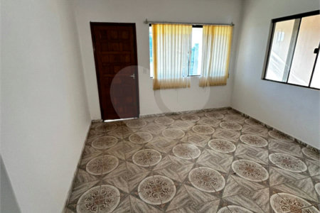 Casa à venda com 2 quartos, sendo 1 suíte,  em Jardim Aeroporto, Ponta Porã, MS