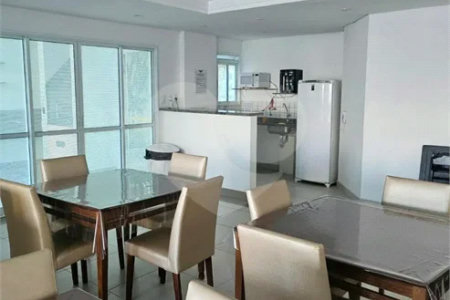 Apartamento de 82,6 m² no Baeta Neves, com 3 dormitórios, 1 suíte, 2 vagas, varanda gourmet com churrasqueira, planejados, ar-condicionado e lazer completo.