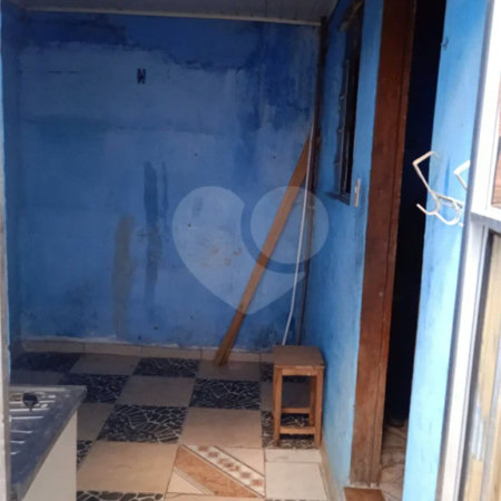 Casa com 180m², 3 quartos, 2 garagens, à venda em Guaianazes
