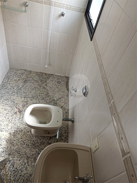 Sobrado à venda com 5 quartos, sendo 4 suítes,  em Rolinópolis, São Paulo, SP
