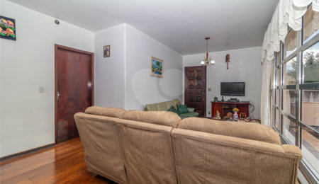 Casa Térrea à venda com 3 quartos, sendo 1 suíte,  em Interlagos, São Paulo, SP