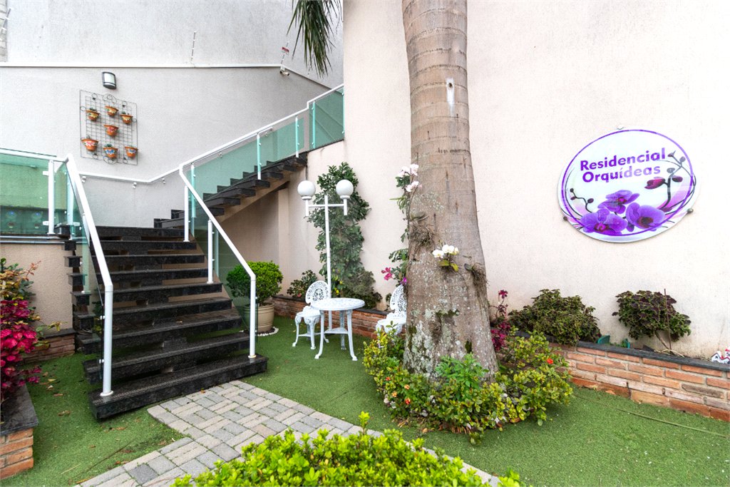 Casa à venda com 3 quartos, sendo 1 suíte, no condomínio Orquideas, São Paulo - SP