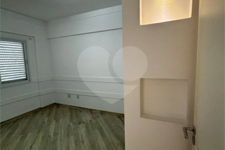 Apartamento à venda com 2 quartos, sendo 1 suíte,  em Santa Maria, São Caetano do Sul, SP