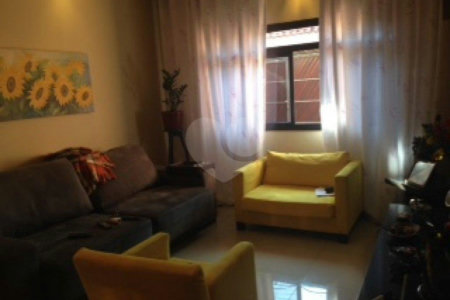 Sobrado à venda com 3 quartos, sendo 1 suíte, em Vila Aurora (zona Norte), São Paulo, SP