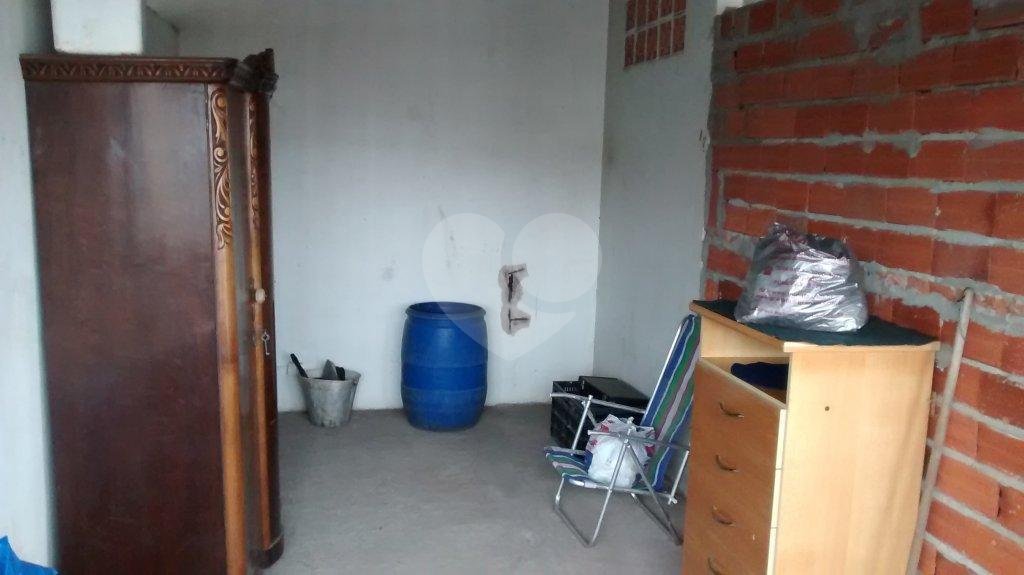 Sobrado à venda com 2 quartos em Vila Medeiros, São Paulo, SP