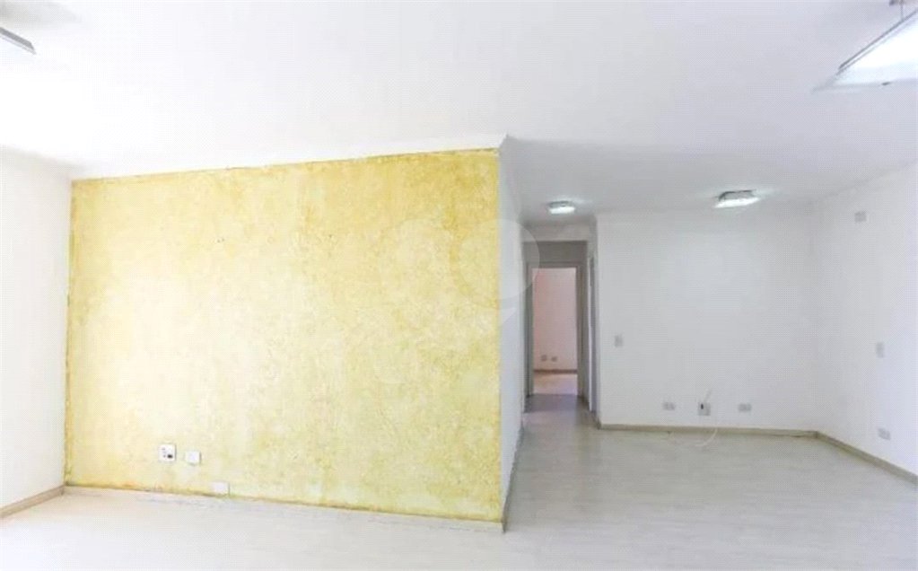 Apartamento à venda com 3 quartos, sendo 1 suíte, em Vila Polopoli, São Paulo, SP