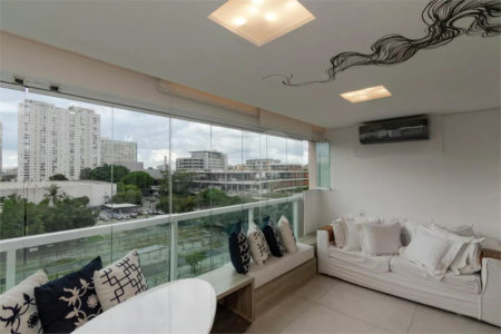 Apartamento à venda ou para alugar com 2 suítes em Santo Amaro, São Paulo, SP