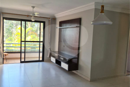 Apartamento à venda com 3 quartos, sendo 1 suíte,  em Cidade São Francisco, São Paulo, SP
