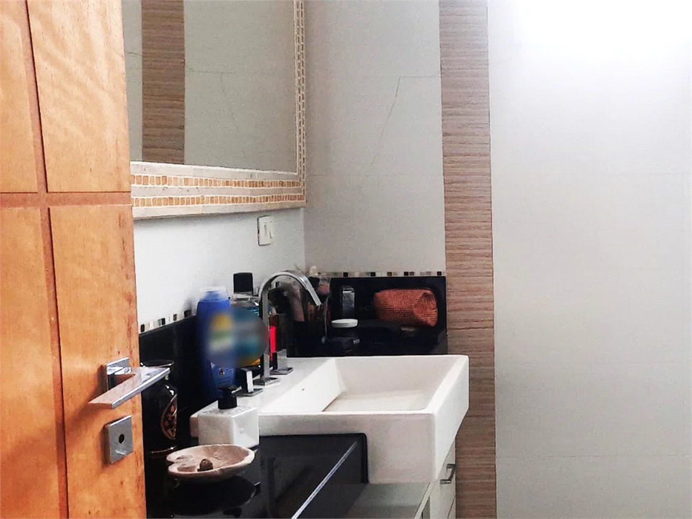 Sobrado à venda com 4 quartos, sendo 2 suítes,  em Bela Aliança, São Paulo, SP