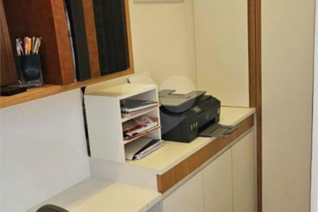 Apartamento à venda com 3 suítes em Mirandópolis, São Paulo, SP