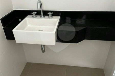 Apartamento à venda com 4 suítes em Água Branca, São Paulo, SP