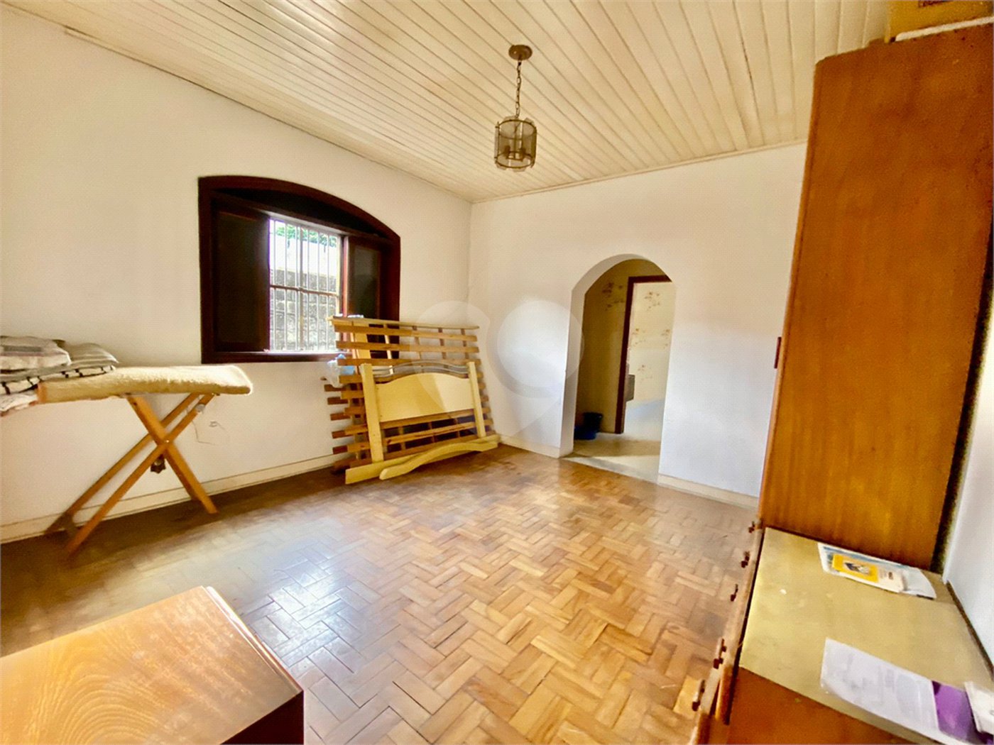 Casa à venda com 6 quartos, sendo 1 suíte, em Vila Mariana, São Paulo, SP