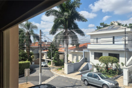 Casa à venda com 4 quartos, sendo 3 suítes,  no condomínio Chácara das Rosas, São Paulo - SP