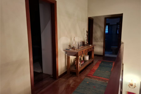 Sobrado à venda com 4 quartos, sendo 2 suítes,  em Jardim Leonor, São Paulo, SP