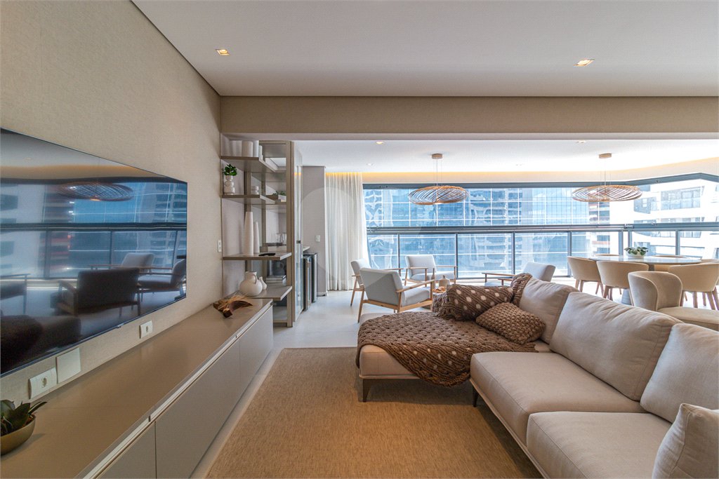 Apartamento à venda com 3 suítes em Chácara Santo Antônio (zona Sul), São Paulo, SP