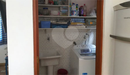 Casa à venda com 2 quartos, sendo 1 suíte,  em Chácara Real (caucaia do Alto), Cotia, SP