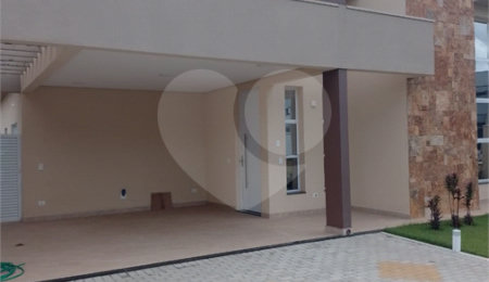 Casa à venda com 3 suítes no condomínio Lagos D'icaraí, Salto - SP
