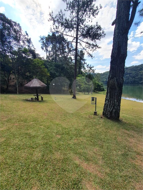 Casa à venda ou para alugar com 4 suítes em Vila Machado, Mairiporã, SP