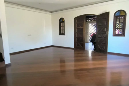 Sobrado à venda com 3 quartos, sendo 2 suítes, em Jardim Ivana, São Paulo, SP