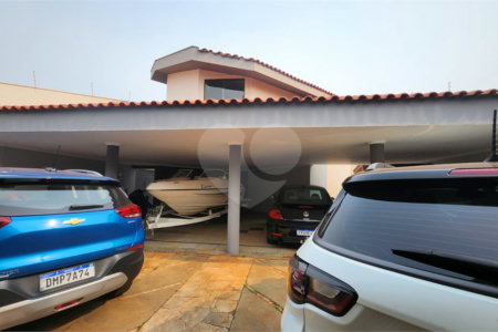 Casa à venda com 3 quartos, sendo 1 suíte, em Vila Harmonia, Araraquara, SP