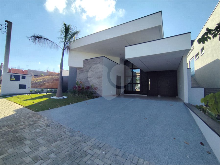 Casa à venda com 3 suítes no condomínio Terras Alpha Nova Esplanada, Votorantim - SP