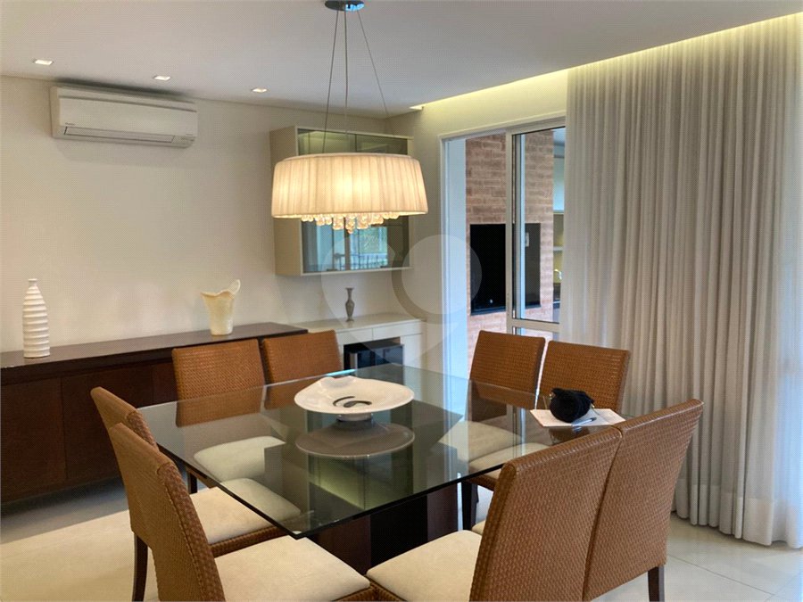 Apartamento para alugar com 3 suítes em Granja Julieta, São Paulo, SP