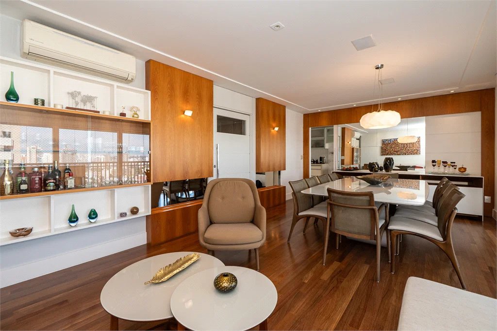 Apartamento à venda com 3 suítes em Sumarezinho, São Paulo, SP