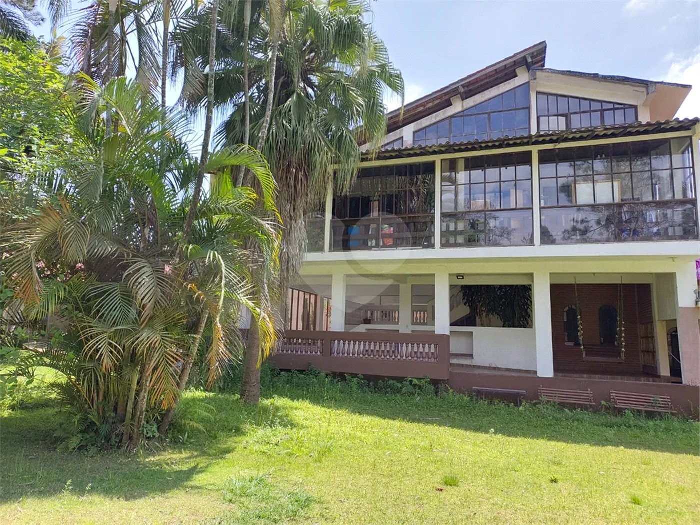 Chácara à venda com 8 quartos, sendo 7 suítes, em Jardim Chácara Méa, Suzano, SP