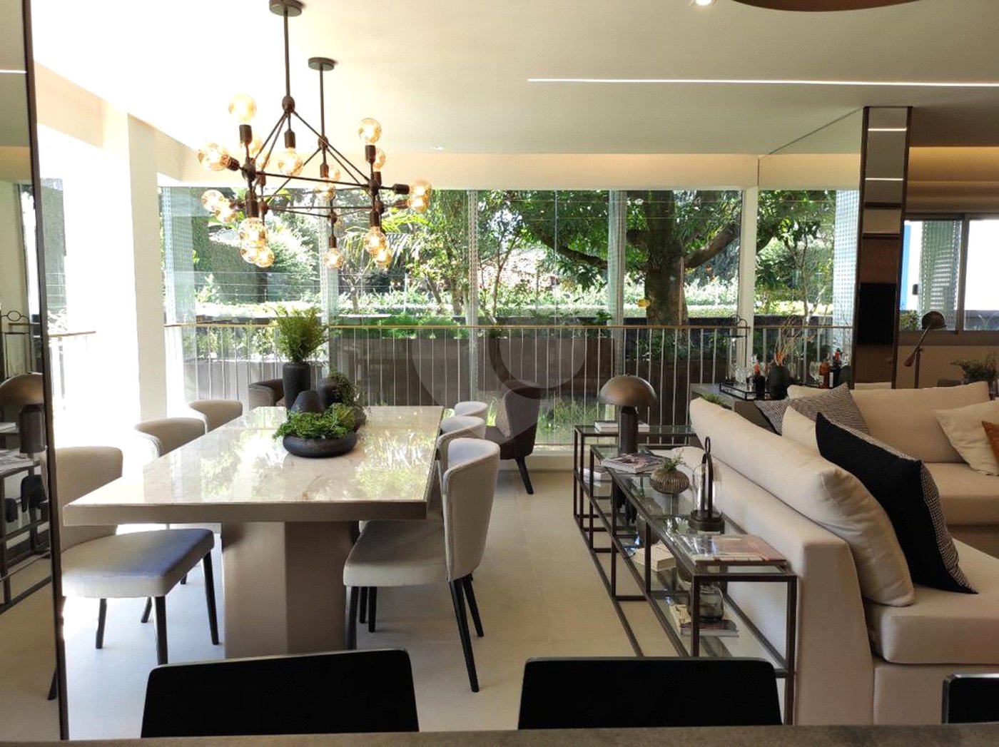 Apartamento à venda com 3 quartos, sendo 1 suíte, em Pinheiros, São Paulo, SP