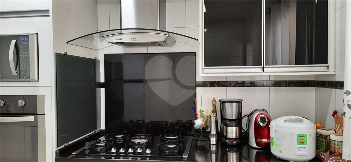Apartamento à venda com 3 quartos, sendo 1 suíte,  em Vila Pagano, Valinhos, SP