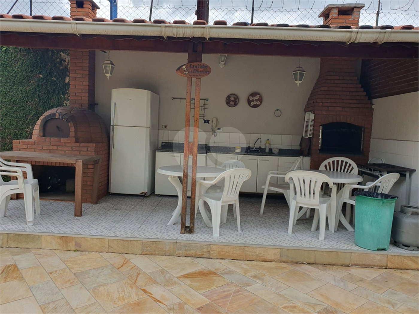 Casa à venda com 2 quartos, sendo 1 suíte,  no condomínio Flamboyant, São Paulo - SP