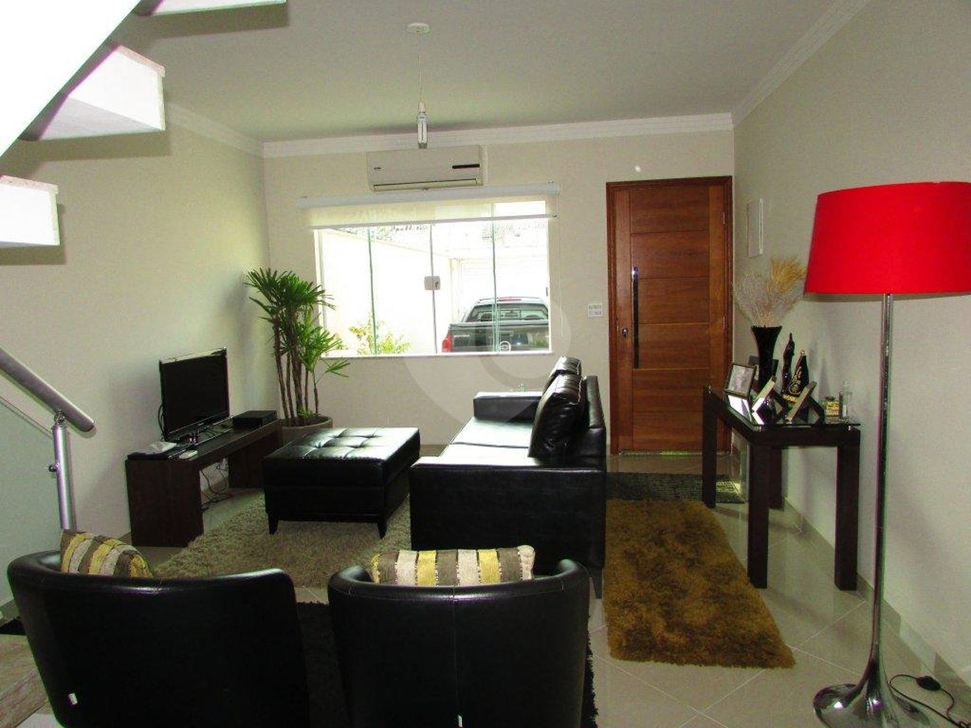 Sobrado à venda com 3 quartos, sendo 1 suíte,  em Vila Constança, São Paulo, SP
