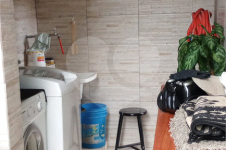Casa à venda com 3 quartos, sendo 2 suítes,  em Jardim Monte Azul, São Paulo, SP