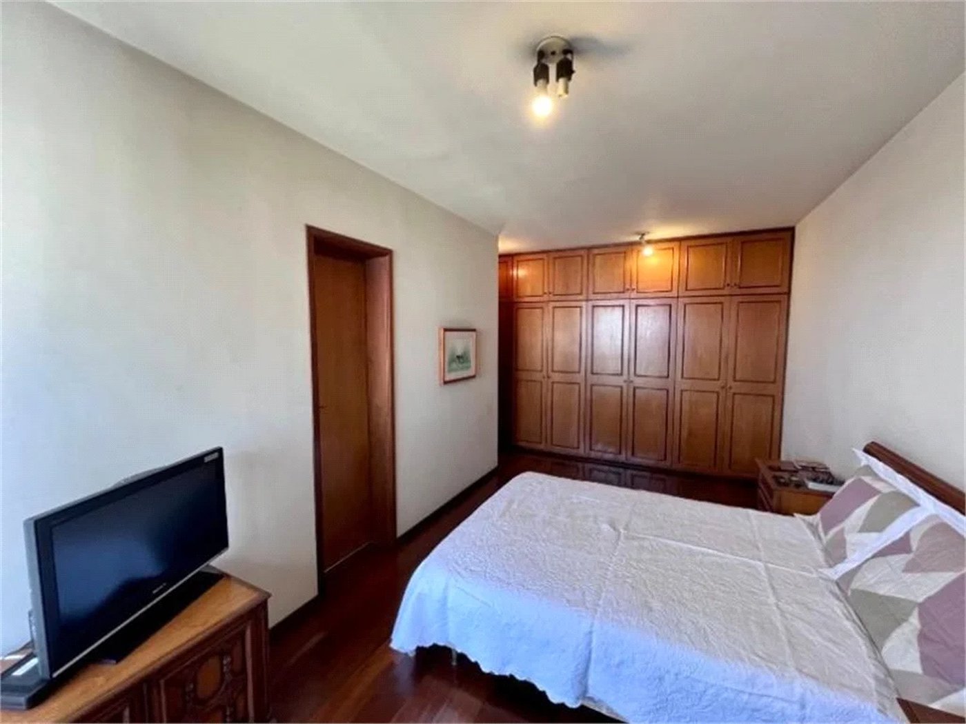 Apartamento à venda com 4 quartos, sendo 2 suítes, em Vila Suzana, São Paulo, SP