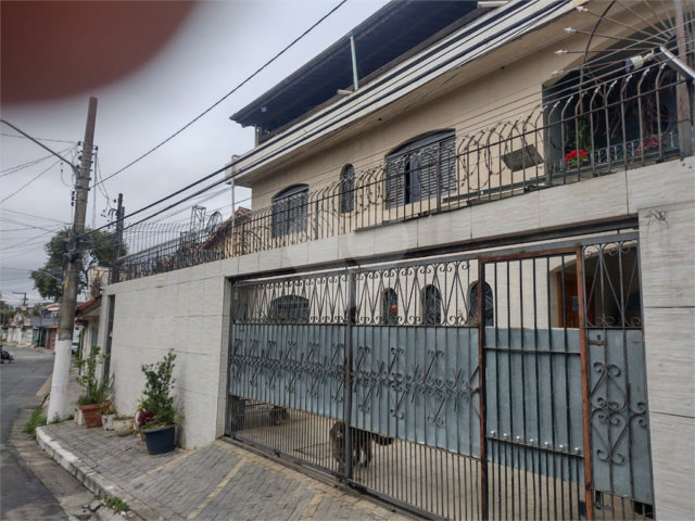 Sobrado à venda com 3 quartos, sendo 1 suíte,  em Vila Nova Mazzei, São Paulo, SP