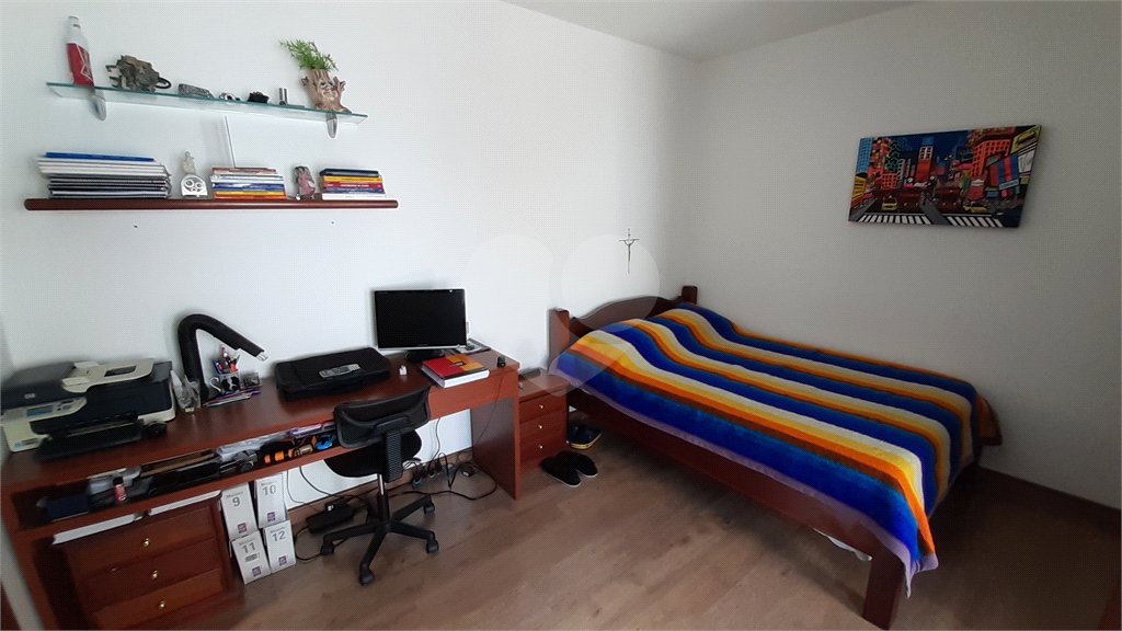 Sobrado à venda com 4 quartos, sendo 1 suíte,  em Planalto Paulista, São Paulo, SP