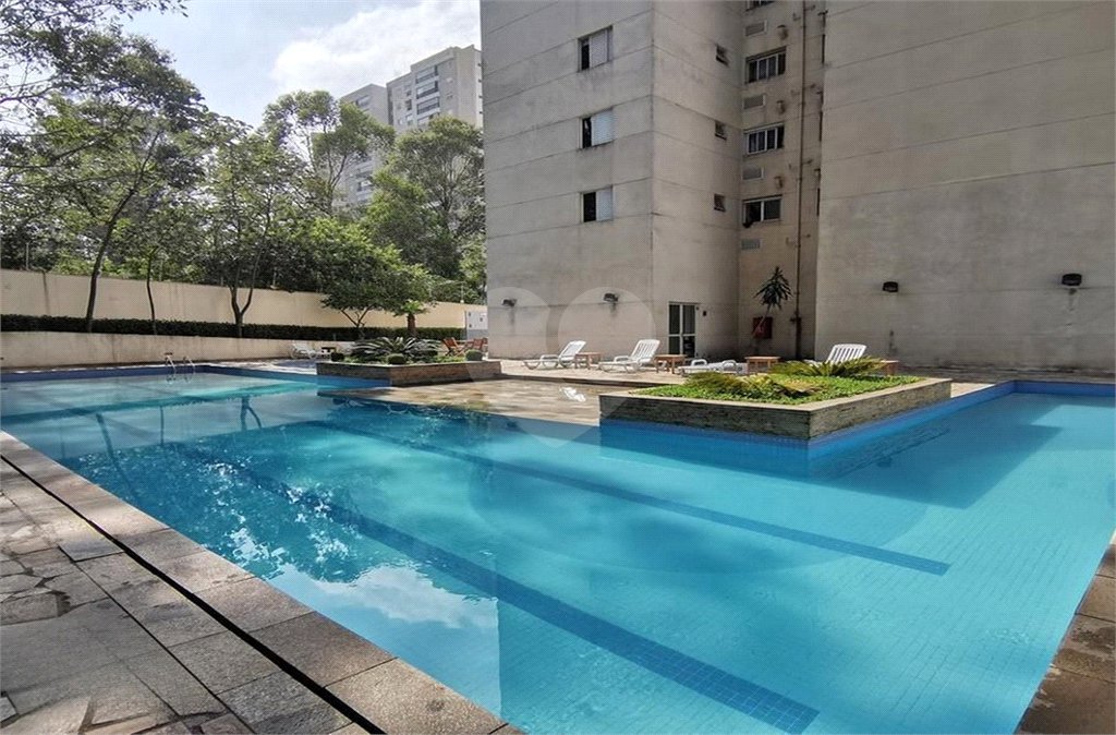 Apartamento à venda com 2 quartos em Parque Reboucas, São Paulo, SP