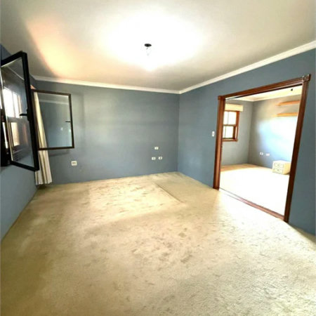 Sobrado à venda com 5 quartos, sendo 3 suítes, em Jardim Leonor, São Paulo, SP