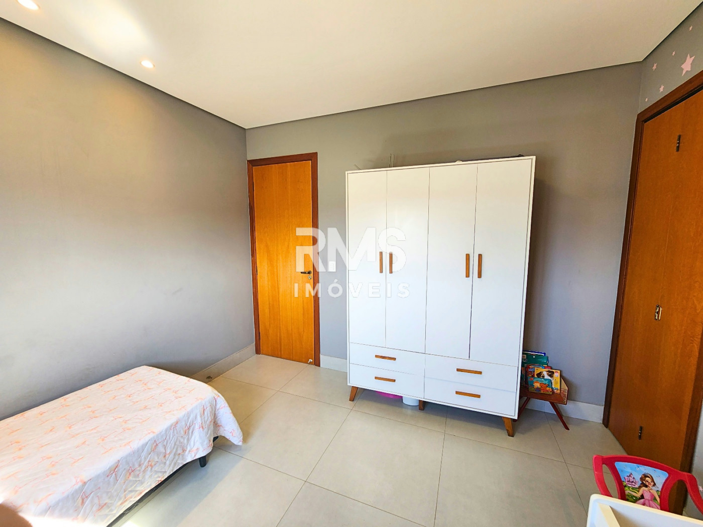 Casa à venda ou para alugar com 4 quartos, sendo 3 suítes,  em Pinheirinho Ii, Itu, SP