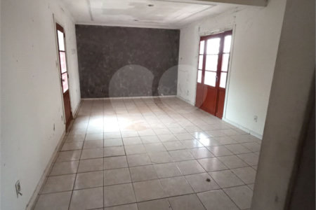 Salão à venda com 3 quartos, sendo 1 suíte, em Vila Áurea, Ponta Porã, MS