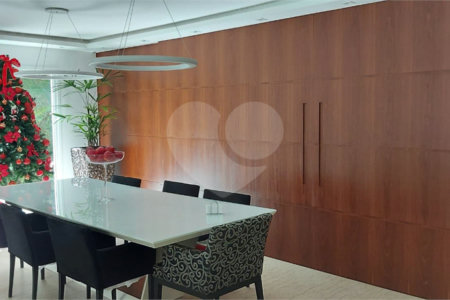 Casa à venda com 4 suítes em Alphaville, Santana de Parnaíba, SP
