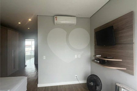 Casa à venda com 3 suítes no condomínio Residencial Terra Nobre, Indaiatuba - SP