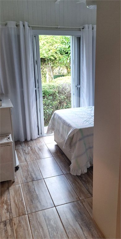 Casa à venda com 3 quartos, sendo 1 suíte, em Condomínio Flamboyant-b, Atibaia, SP