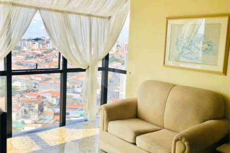Flat à venda com 1 suíte em Santana, São Paulo, SP