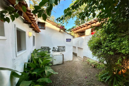 Casa à venda com 3 quartos em Ossos, Armação dos Búzios, RJ