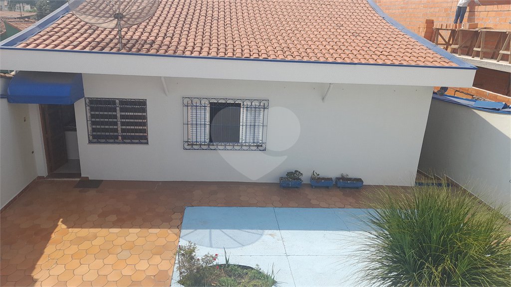 Casa à venda com 4 quartos, sendo 1 suíte, em Jaçanã, São Paulo, SP