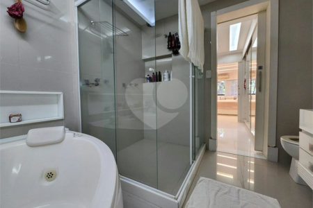 Apartamento à venda com 4 quartos, sendo 1 suíte, em Tijuca, Rio de Janeiro, RJ
