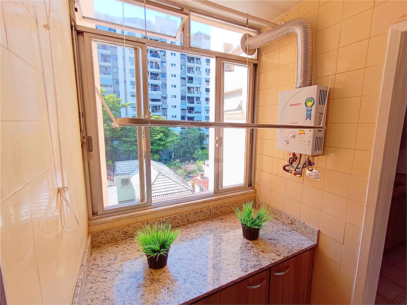 Apartamento à venda com 2 quartos, sendo 1 suíte, em Grajaú, Rio de Janeiro, RJ